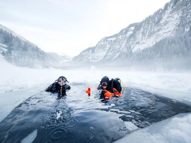 Montriond Plongée Sous Glace ©oreli.b