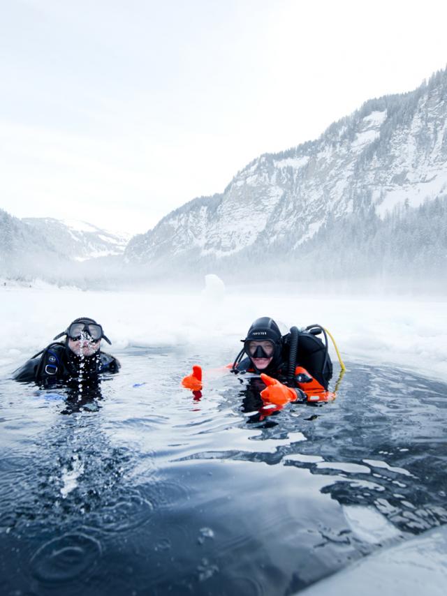 Montriond Plongée Sous Glace ©oreli.b