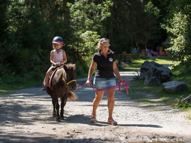 Pony ride Lake Montriond Yvan Tisseyre