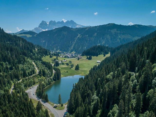 Morgins Village Cp Sylvain Cochard