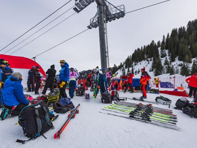 Fis Alpinejunior24 Sg Chateldenis Angheben Portes Du Soleil 1