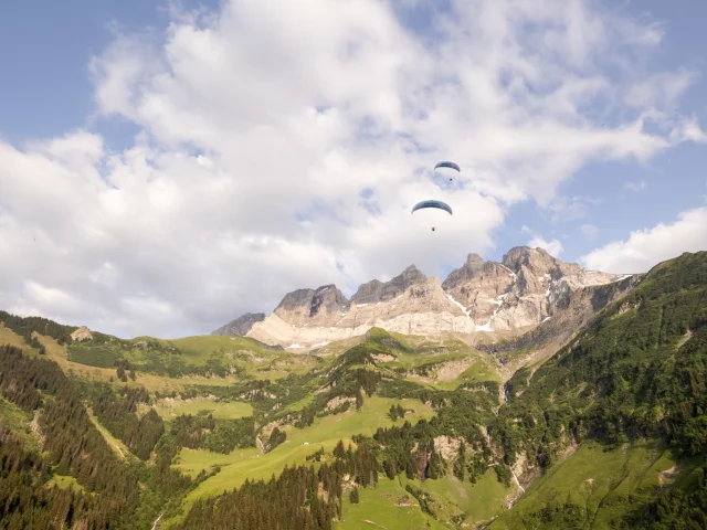 2023 Mtp Val Illiez Parapente Resolution Web R51 1639 Evoq Jb Bieuville